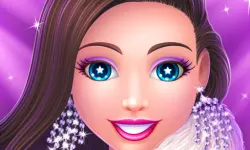 Fashion Show Dress Up Game